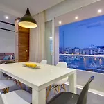 Apartment Luxury 3br With Marina Views