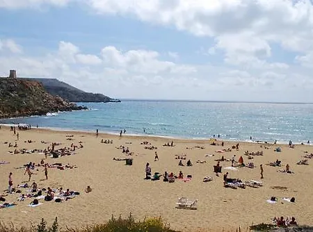 Luxury 3br With Marina Views *